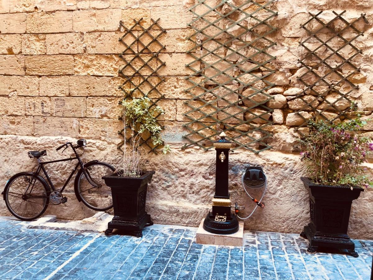شقة 10 La Ruelle فاليتا المظهر الخارجي الصورة